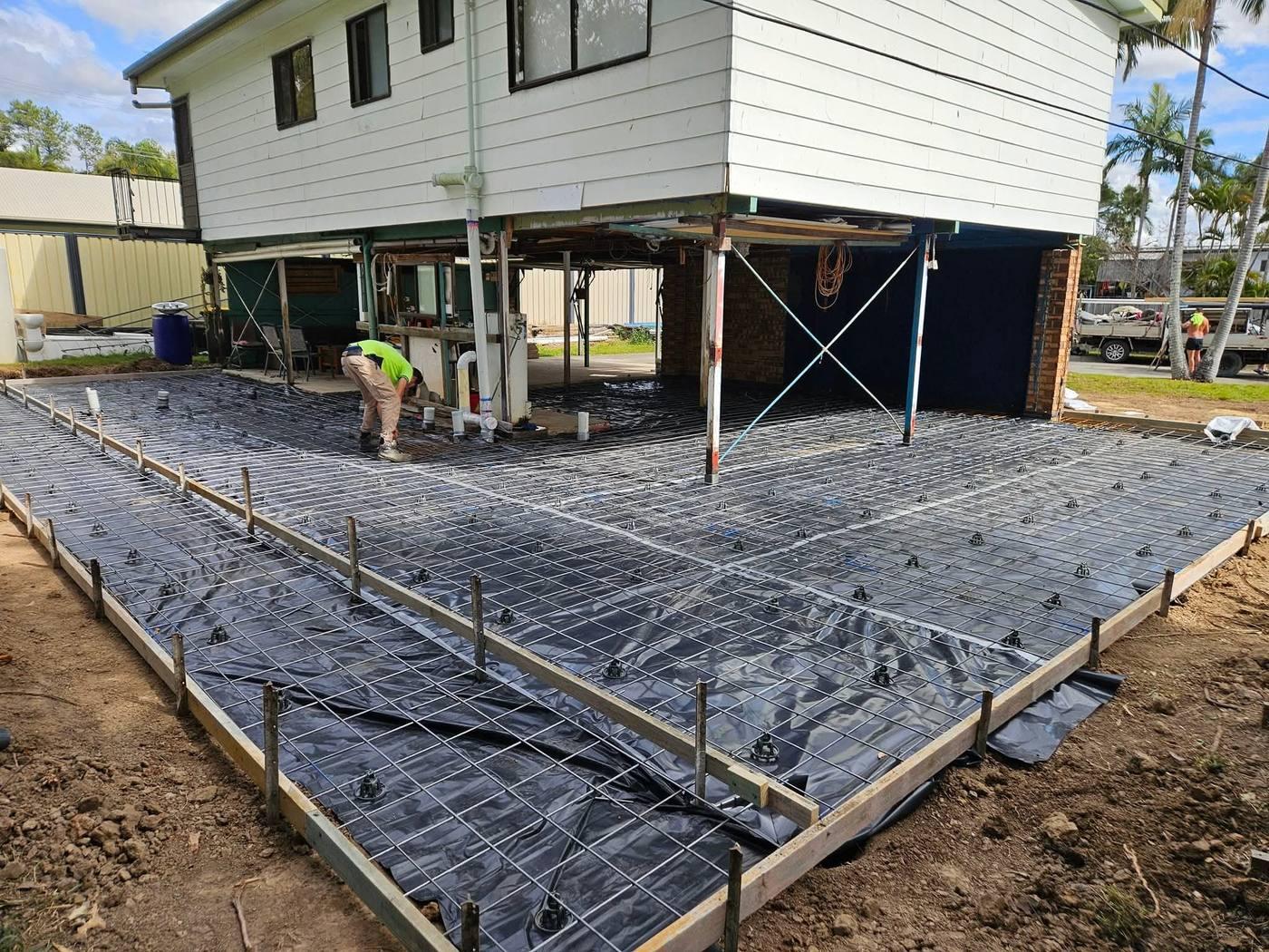 Slab pour on reinforcement mesh