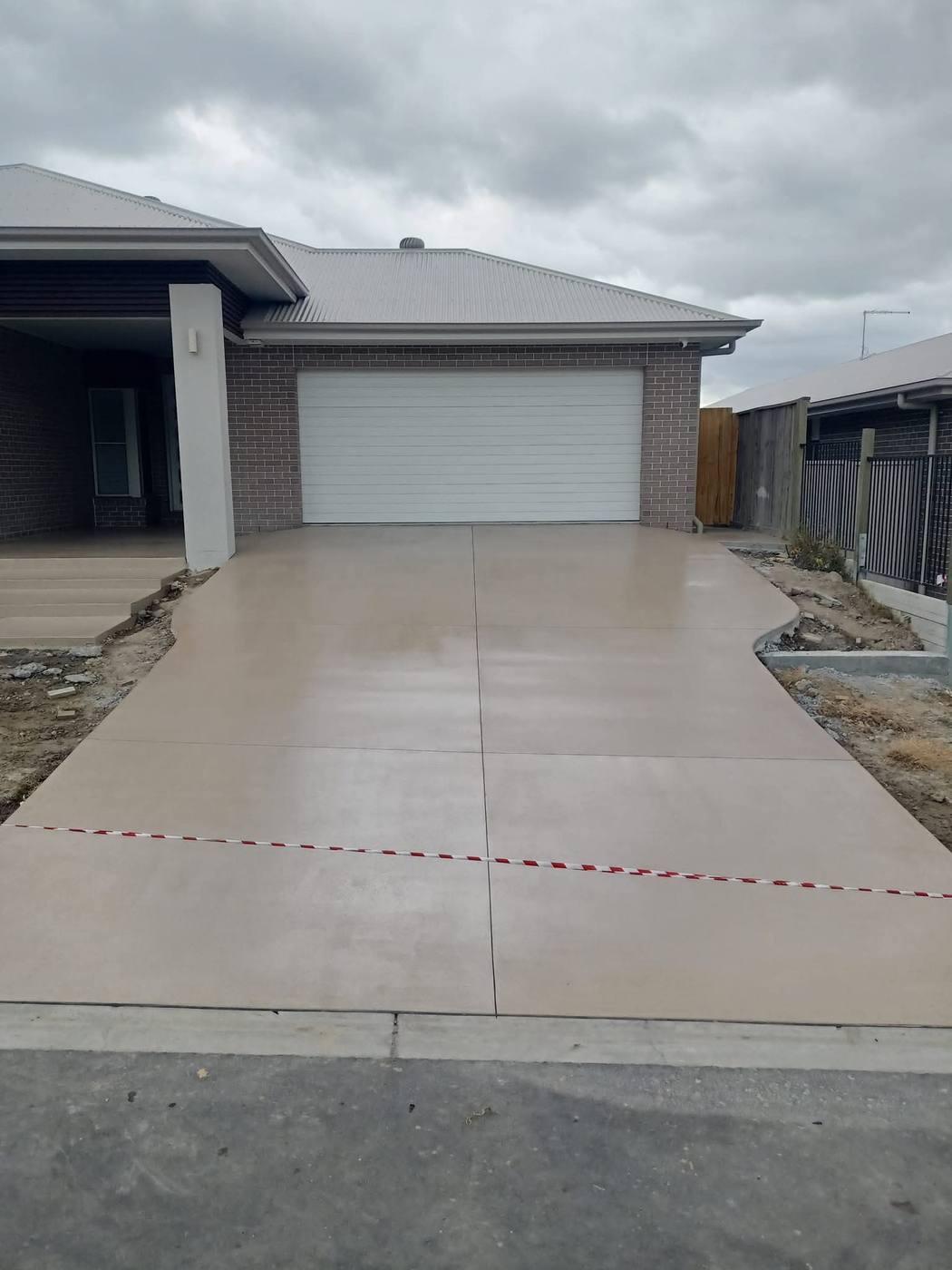 New estate driveway & steps
